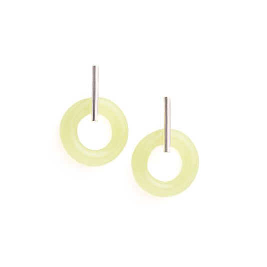 Emma earrings in neon yellow