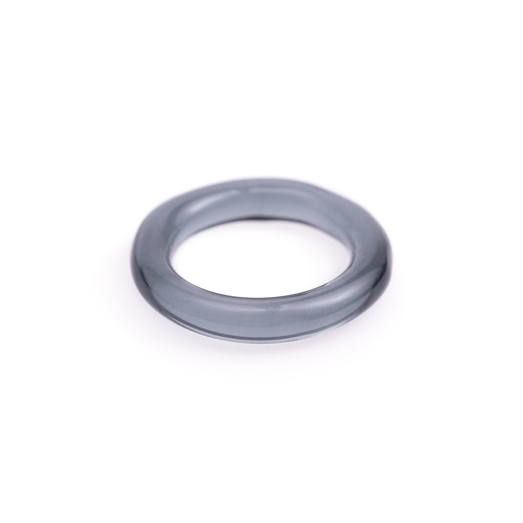 Ada ring in grey